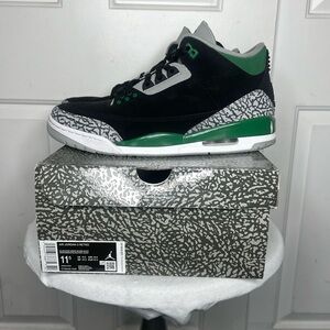 AIR JORDAN 3 RETRO (Pine Green) Size 11.5 (used)